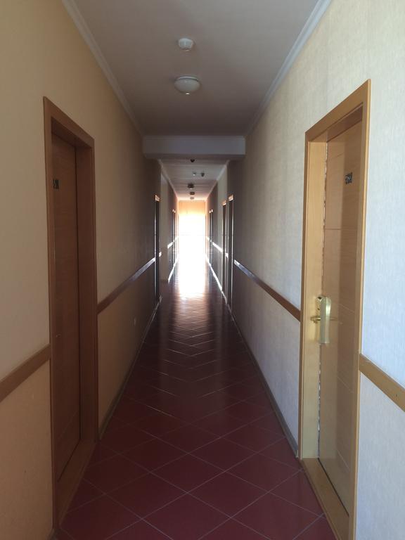 Hotel "Arai" אקטוב מראה חיצוני תמונה